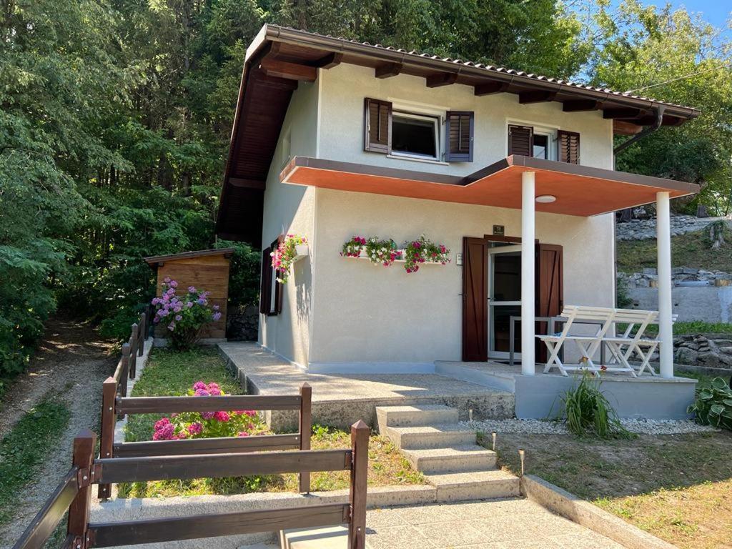 Cosy Cottage With Views Near Kobarid Exteriér fotografie